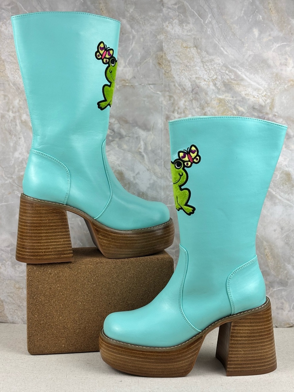 DELiA*S Aqua Frog Embroidered Platform Boots Size 7 Y2K Kawaii